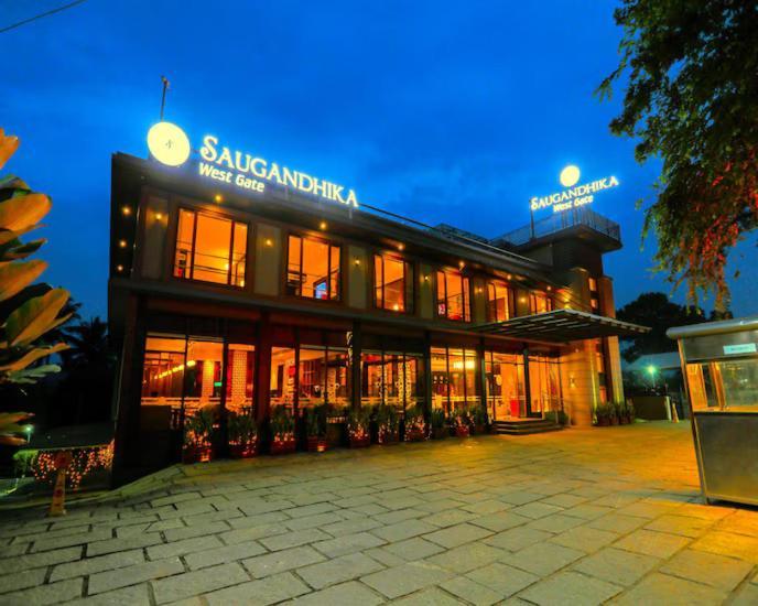 Saugandhika West Gate Hotel Wayanad Exterior photo