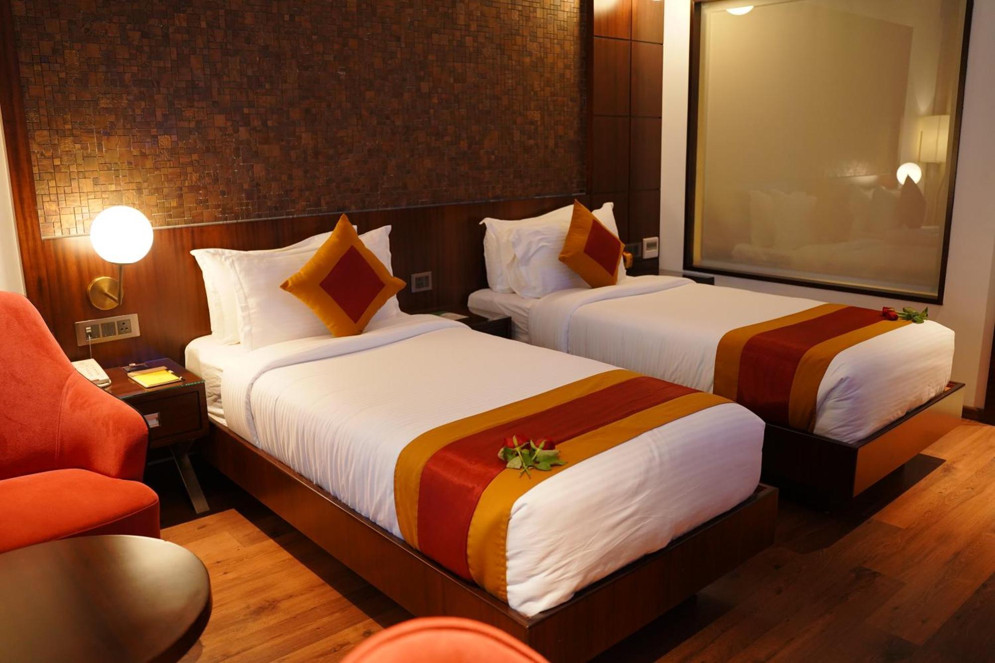 Saugandhika West Gate Hotel Wayanad Exterior photo